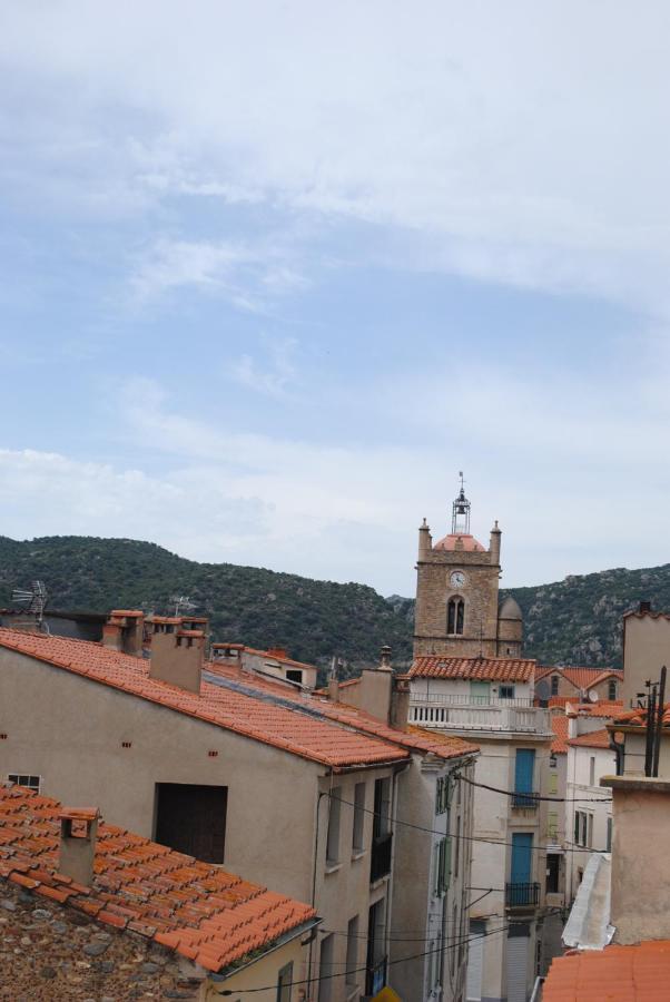 Agreable Maison De Village Avec Terrasse Vinca Kültér fotó